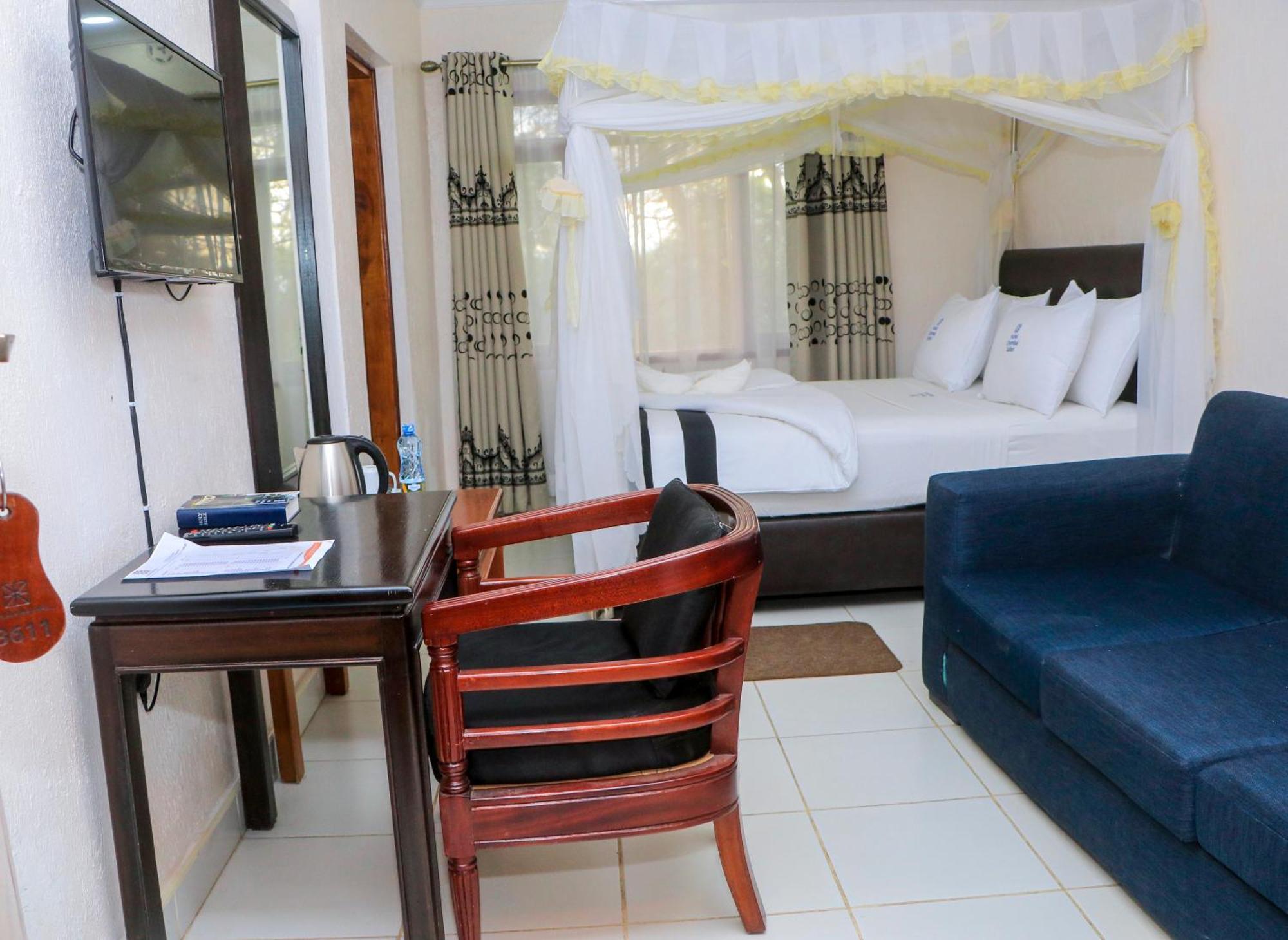 Chambai Hotel Naivasha Exterior photo