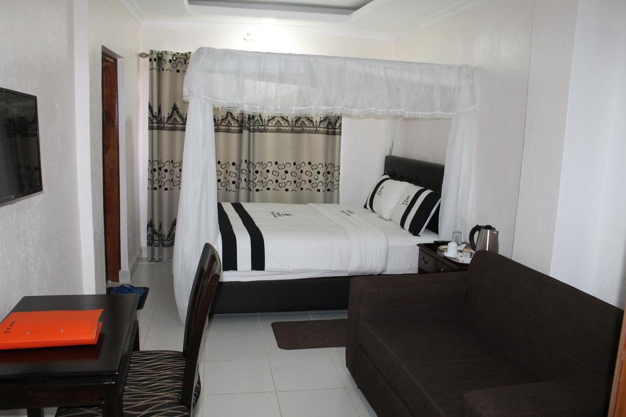 Chambai Hotel Naivasha Exterior photo